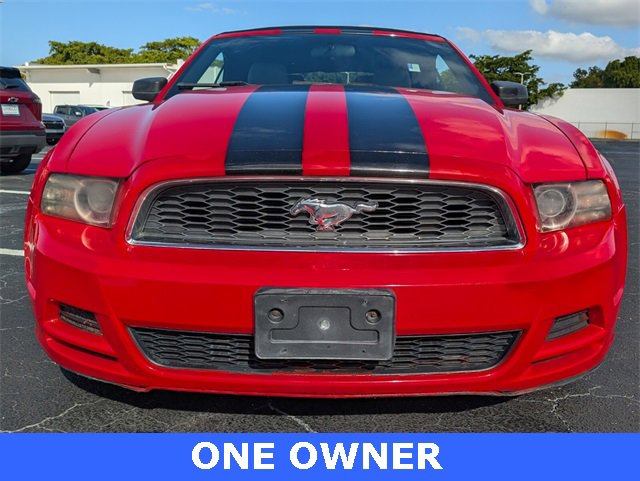 Used 2014 Ford Mustang V6 with VIN 1ZVBP8EM1E5293557 for sale in Lauderhill, FL