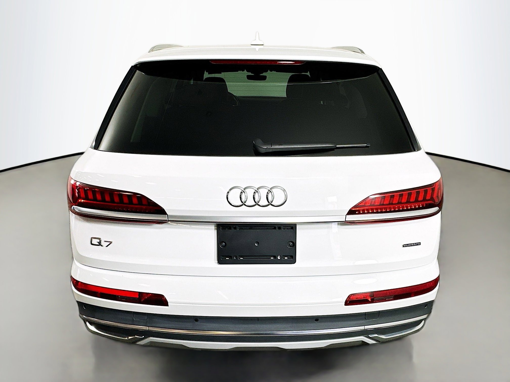 2023 Audi Q7 Premium Plus photo 4