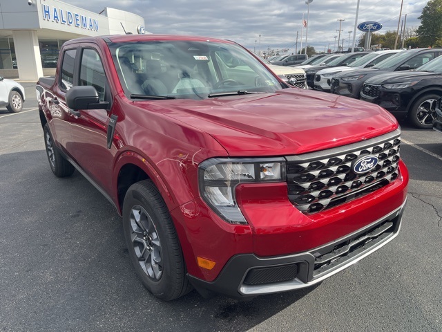 2025 Ford Maverick XLT photo 3