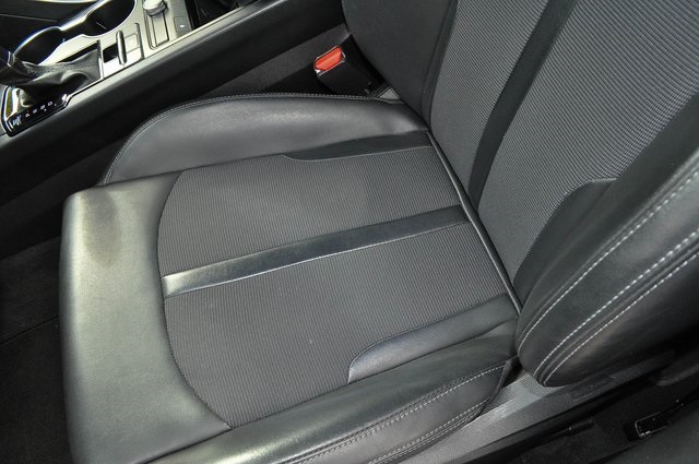 2022 Kia K5 GT-Line photo 11