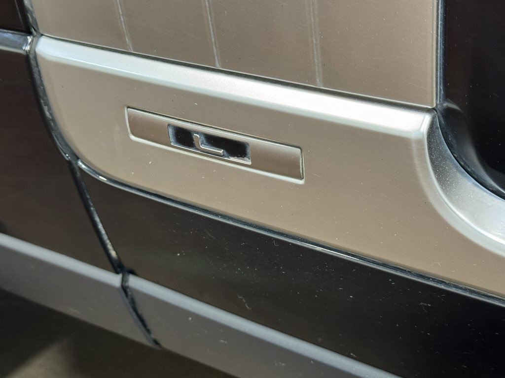 2021 Land Rover Range Rover P525 HSE HSE Westminster Edition photo 45