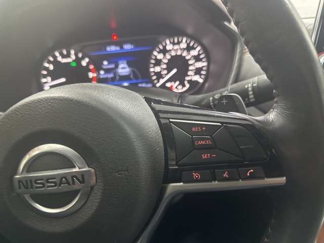 2019 Nissan Altima 2.5 SR photo 16