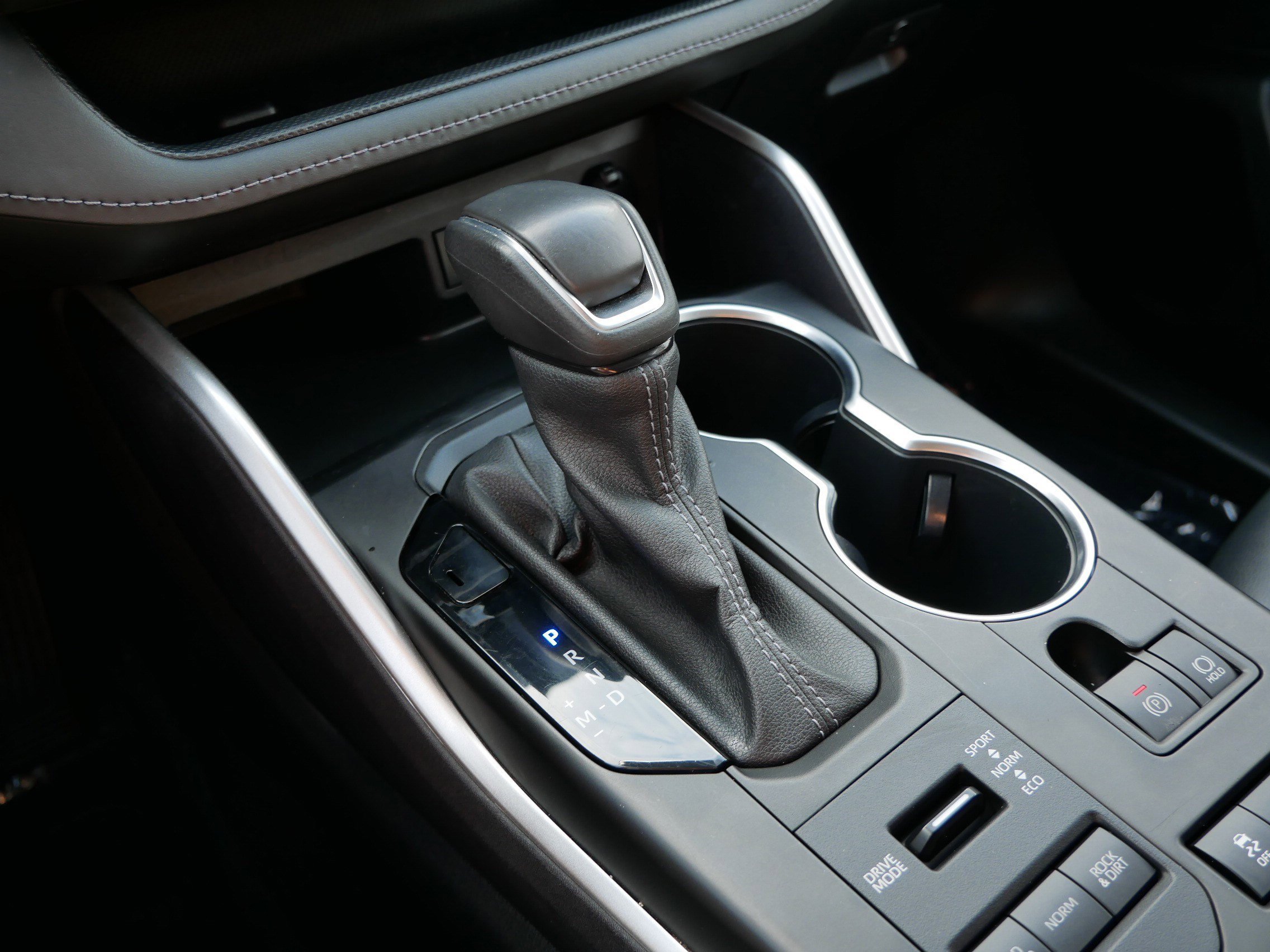 2022 Toyota Highlander XLE photo 24