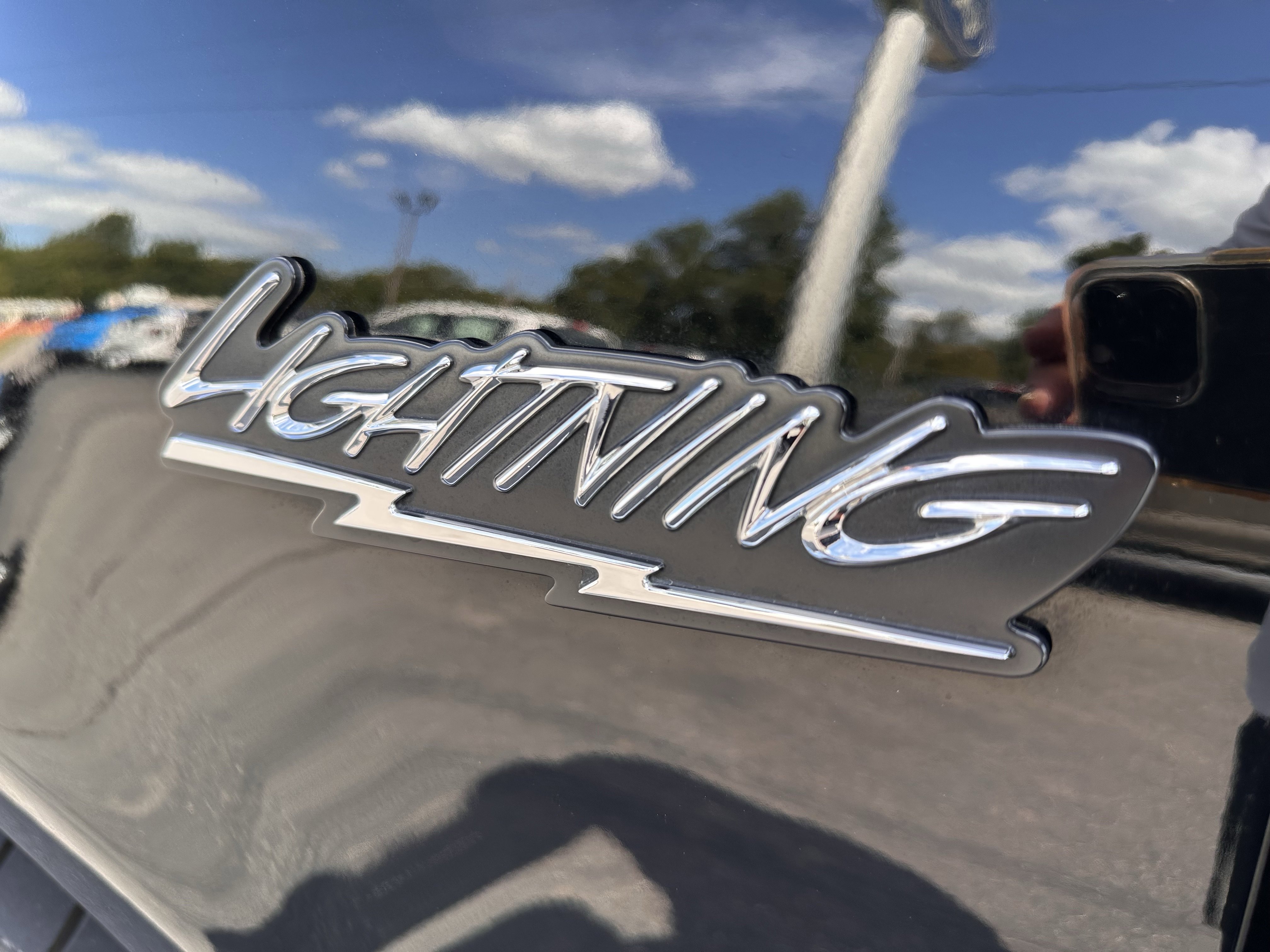 2002 Ford F-150 Lightning photo 4