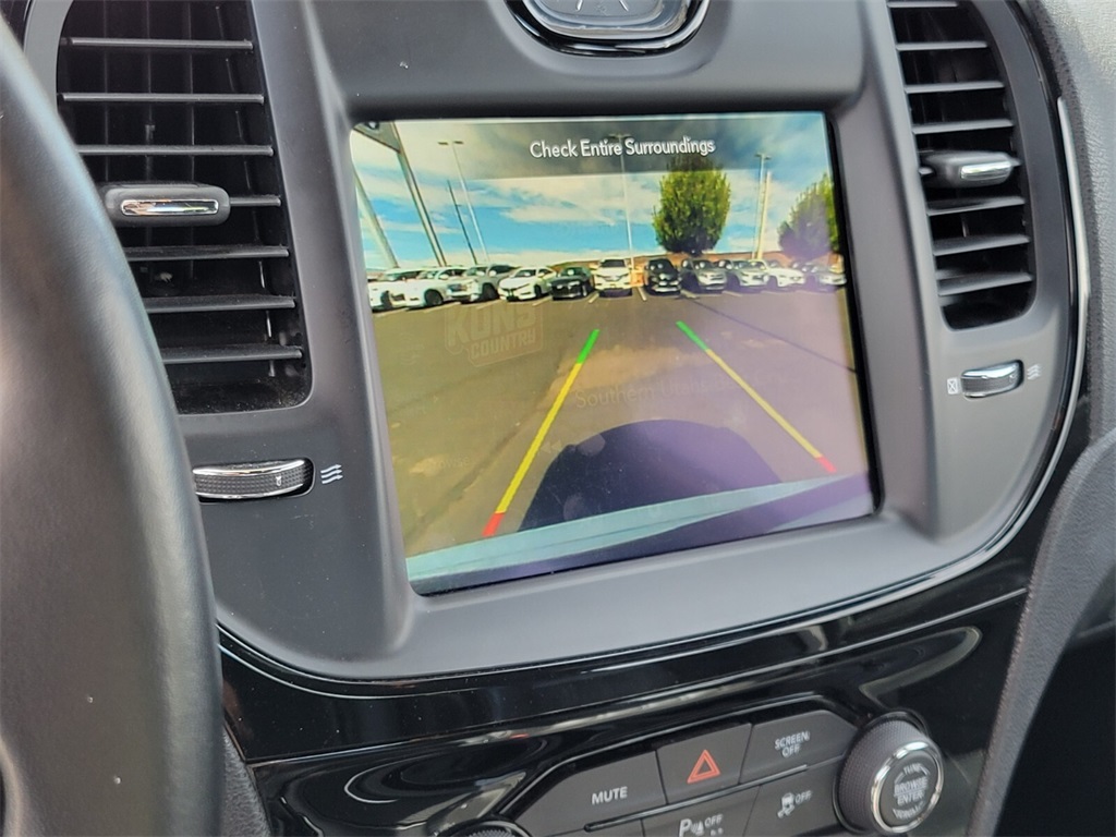 2021 Chrysler 300 S photo 22