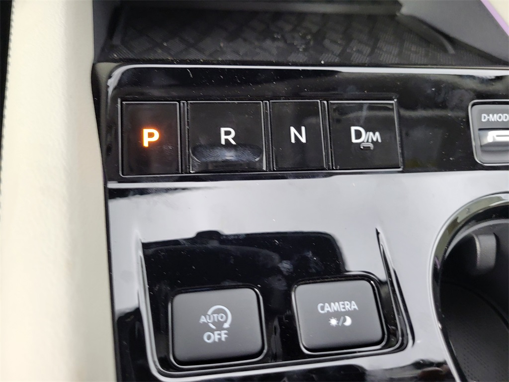 2025 Nissan Murano Platinum photo 9