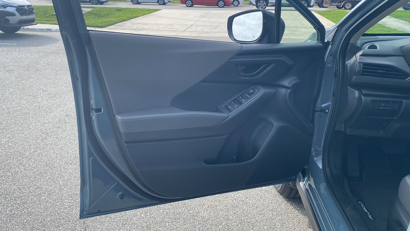 2025 Subaru Crosstrek Premium photo 7