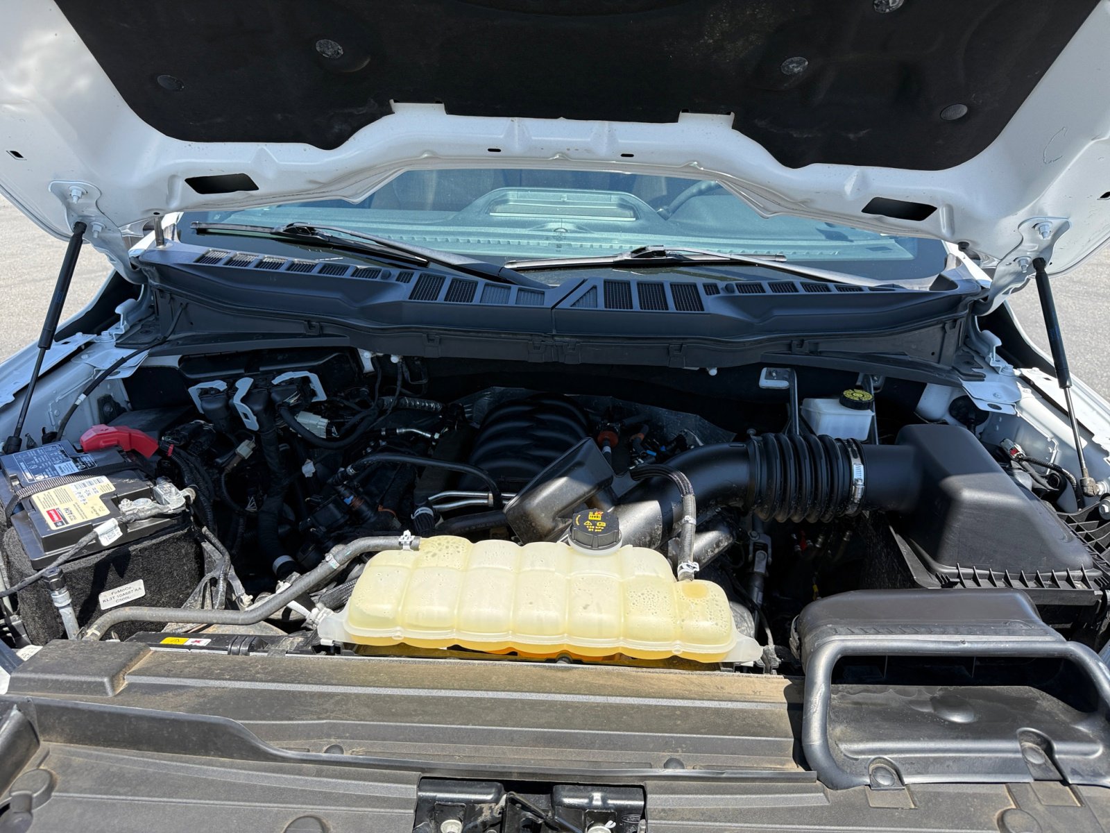 2023 Ford F-150 XLT photo 20