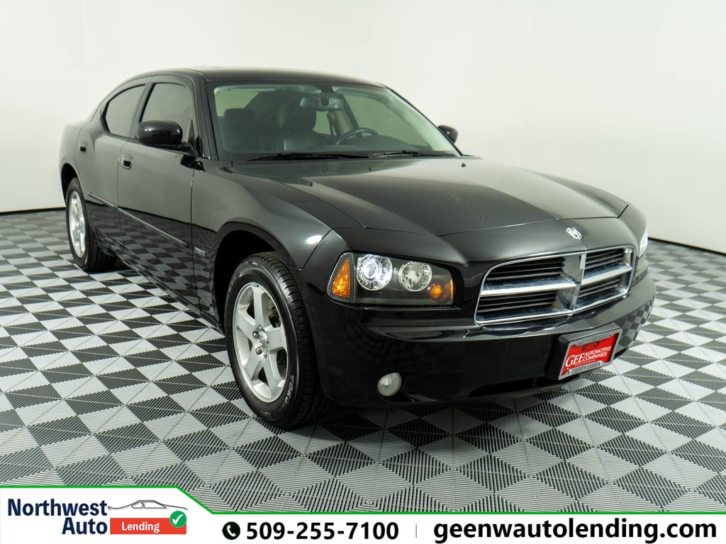 2010 Dodge Charger R/T's photo