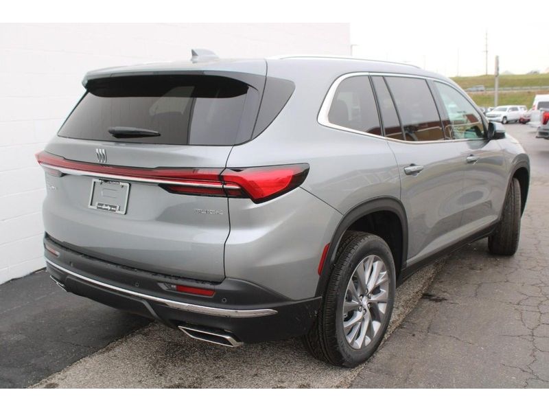 2025 Buick Enclave Preferred photo 4