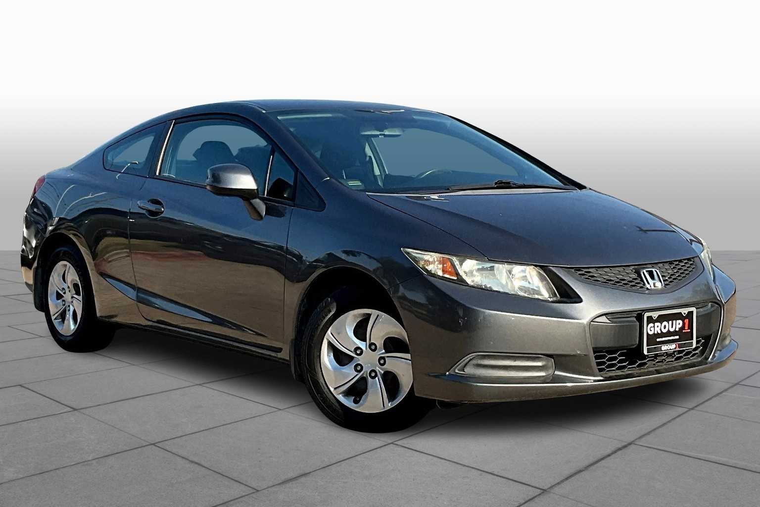 2013 Honda Civic LX photo 2