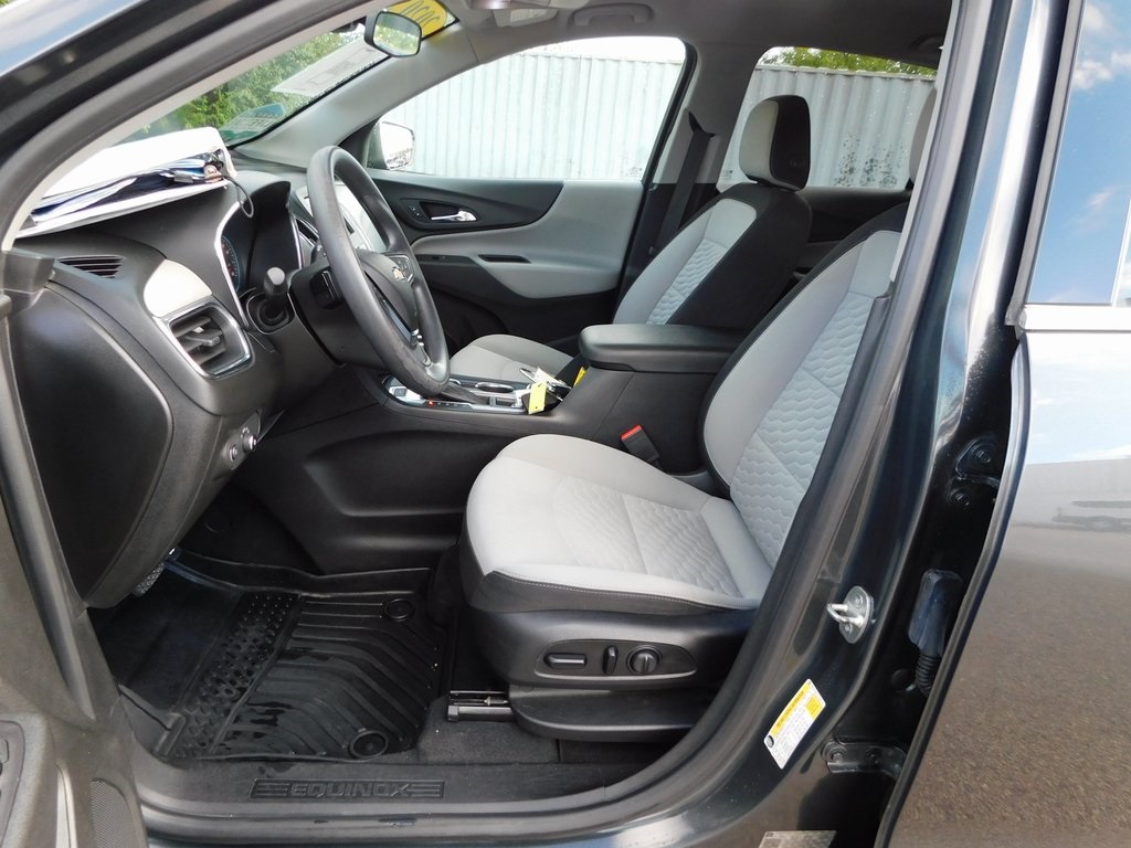 2020 Chevrolet Equinox LT photo 9