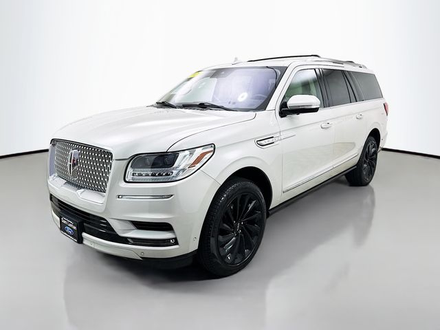 2020 Lincoln Navigator L Reserve photo 3