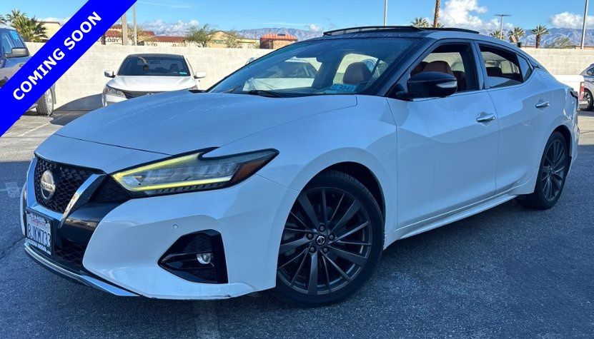 2019 Nissan Maxima Platinum's photo