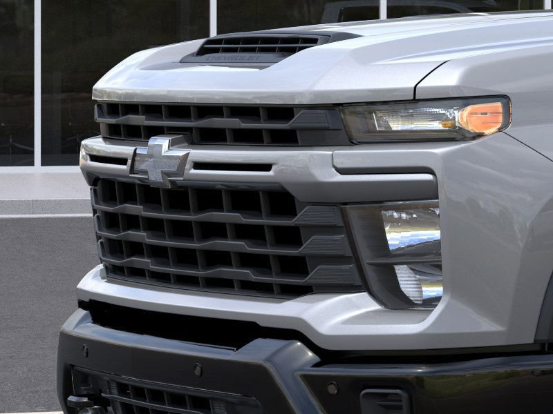 2026 Chevrolet Silverado 2500HD Custom photo 13