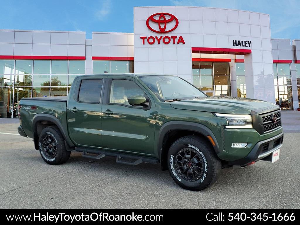 2022 Nissan Frontier PRO-4X's photo