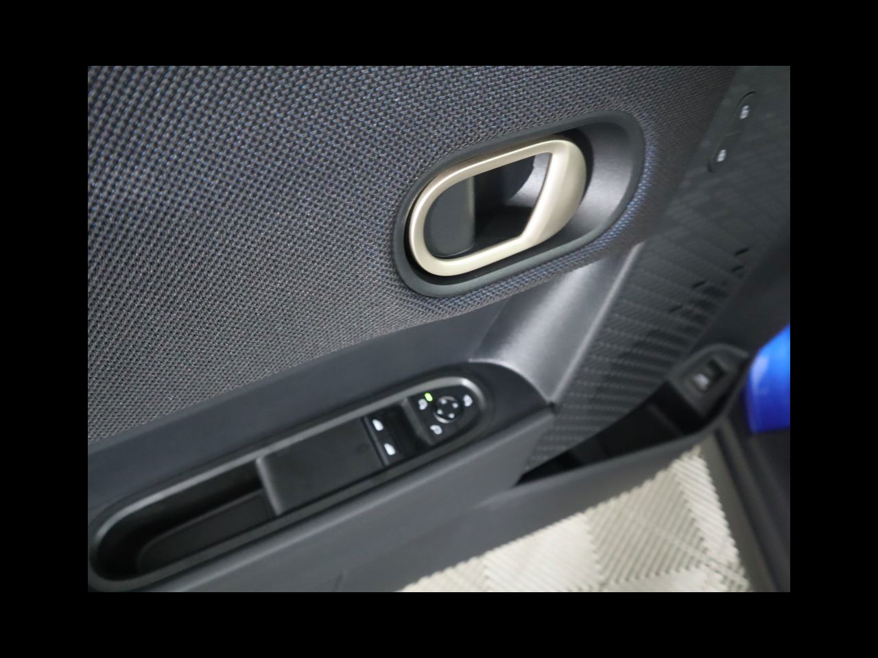 2025 Mini Cooper 2 Door Hardtop Signature photo 22