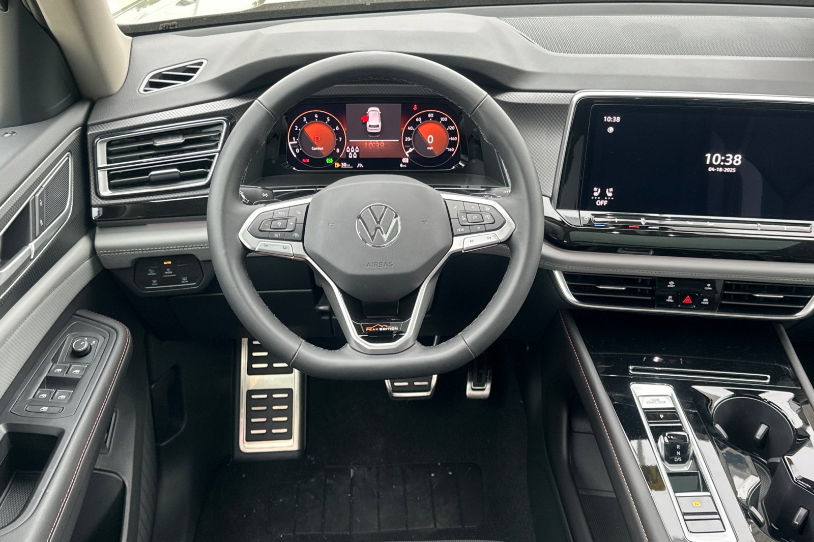 2025 Volkswagen Atlas Peak Edition SE photo 11