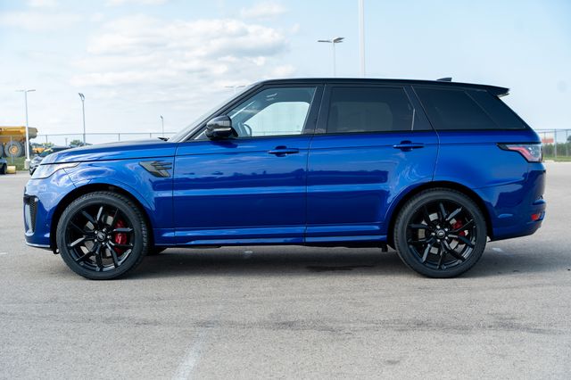 2022 Land Rover Range Rover Sport SVR photo 3