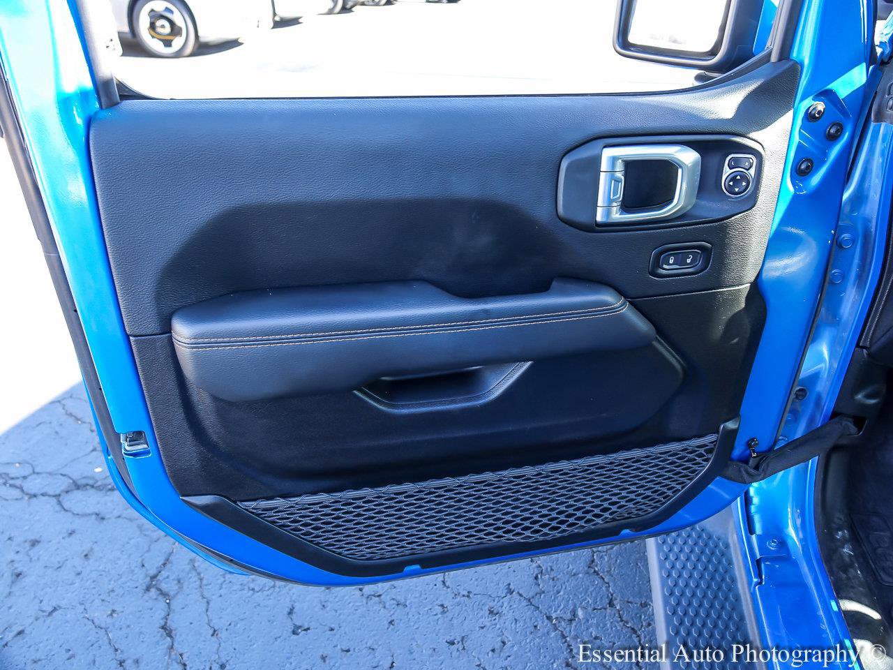 2022 JEEP WRANGLER - Image 19