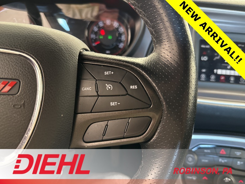 2022 Dodge Challenger SXT AWD photo 18