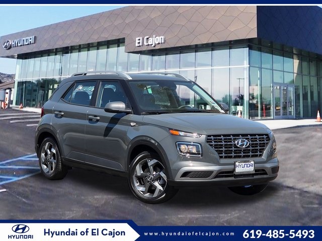 2025 Hyundai Venue SEL's photo