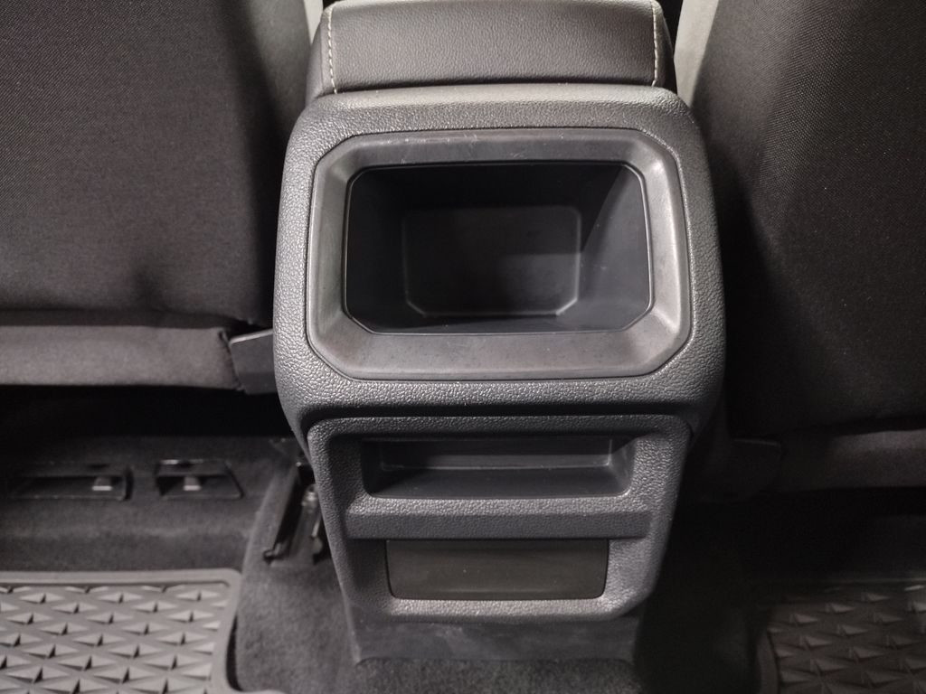2022 Volkswagen Taos S photo 26