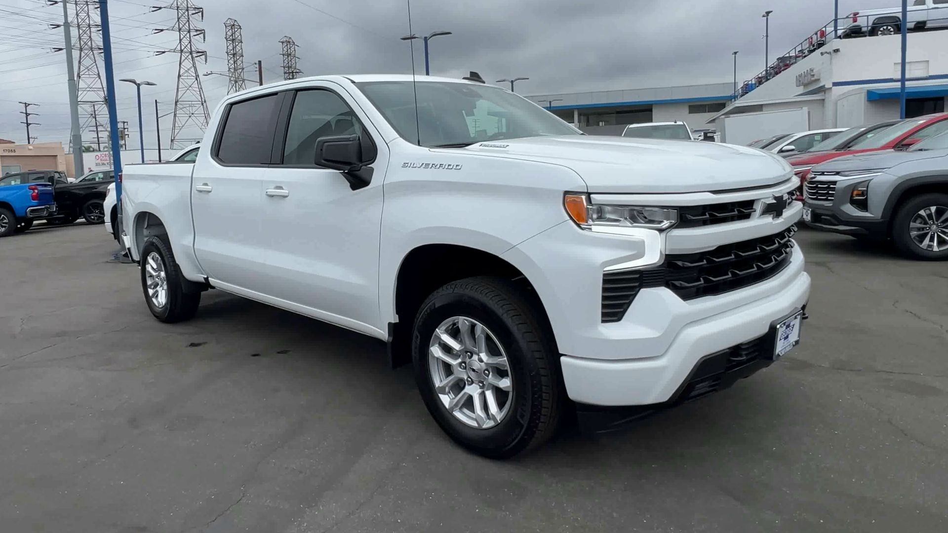 2025 Chevrolet Silverado 1500 RST photo 38