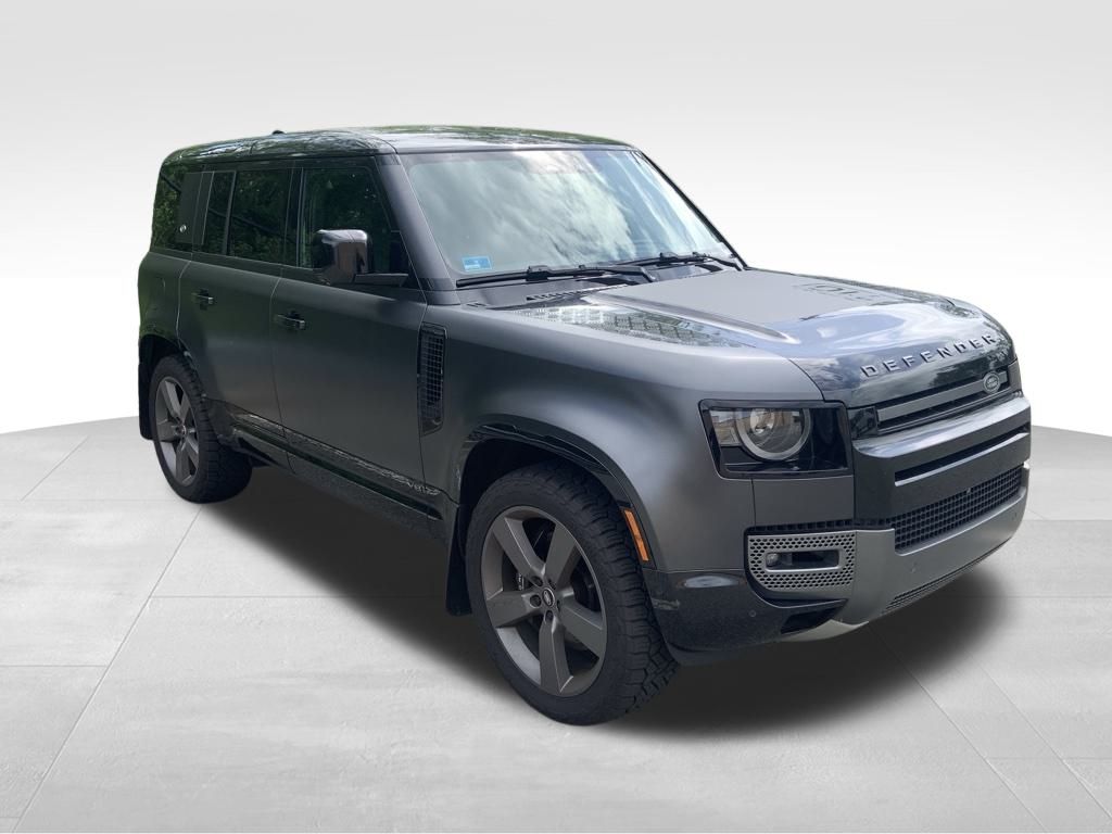2024 Land Rover Defender 110 Carpathian Edition photo 3