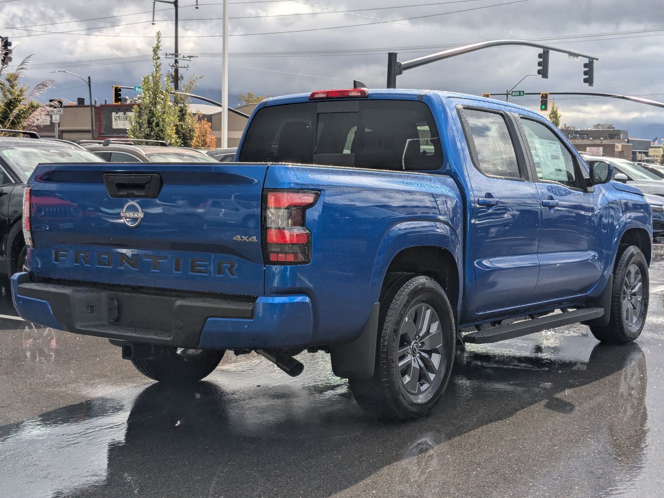2026 Nissan Frontier SV photo 2