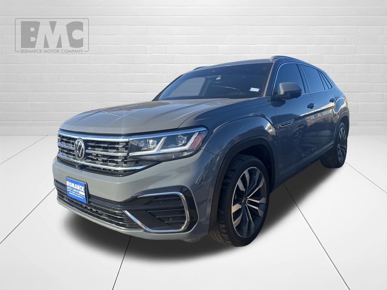 2022 Volkswagen Atlas Cross Sport SEL Premium R-Line's photo