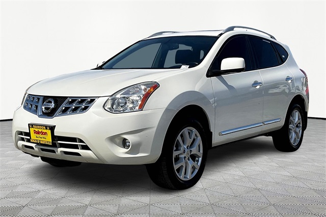 Used 2013 Nissan Rogue SV with VIN JN8AS5MV1DW121127 for sale in Marysville, WA
