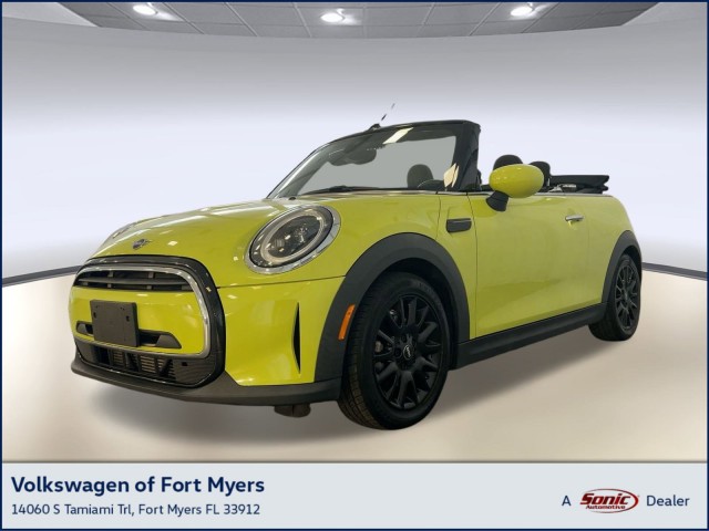 2022 MINI Convertible Base's photo