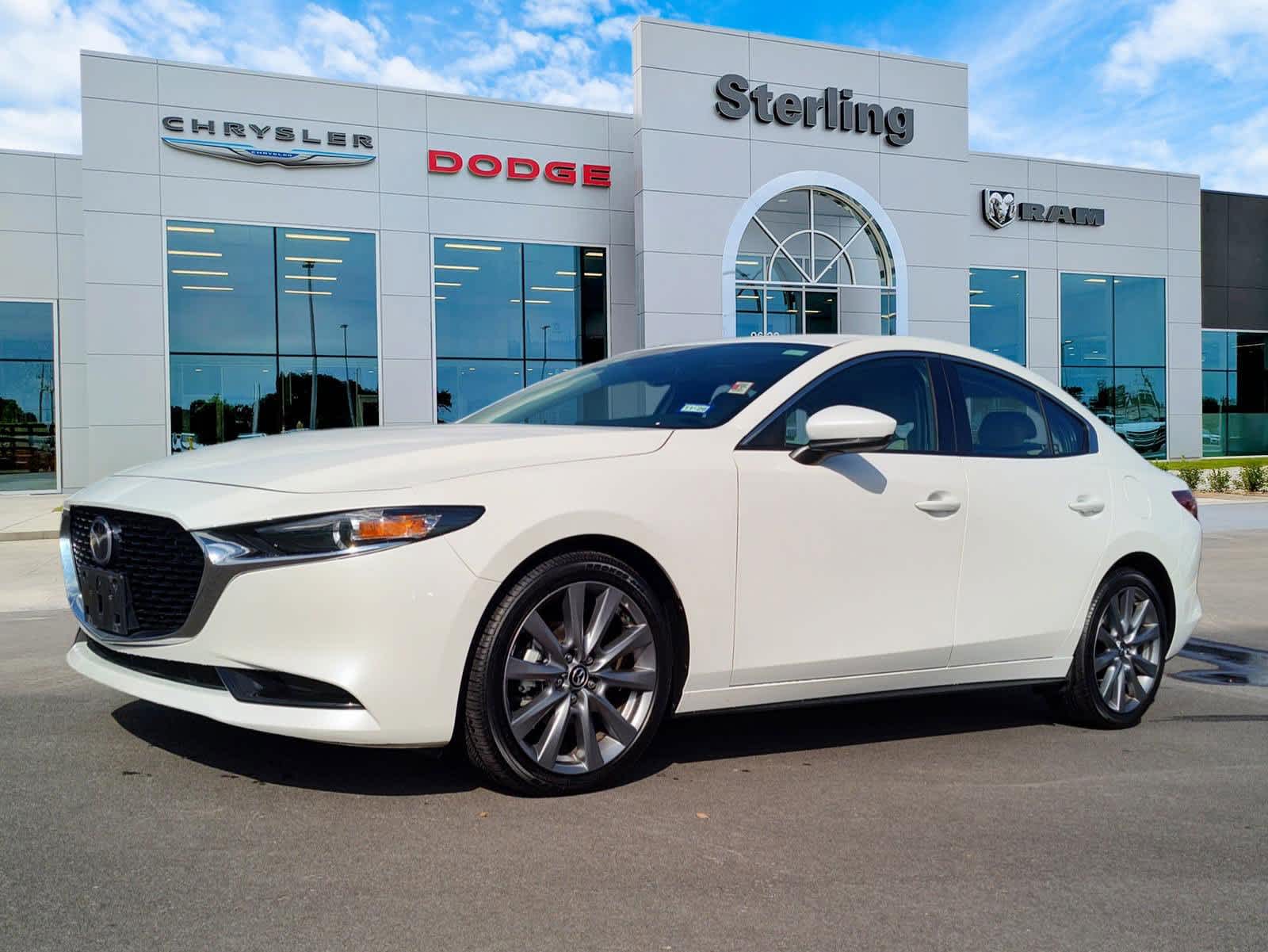 2025 Mazda Mazda3 Preferred's photo