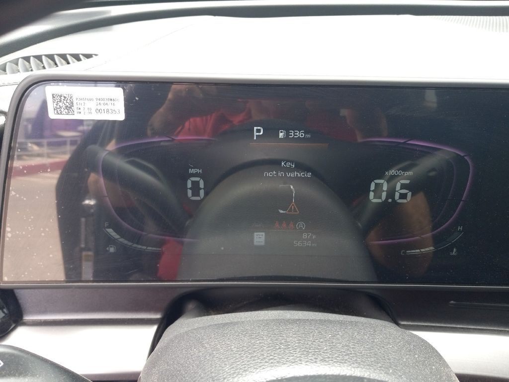 2024 Kia Sportage EX photo 4