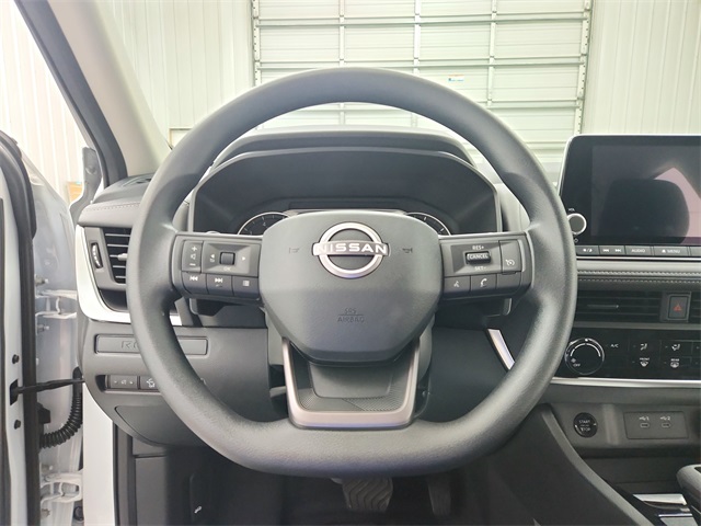 2025 Nissan Rogue S photo 21