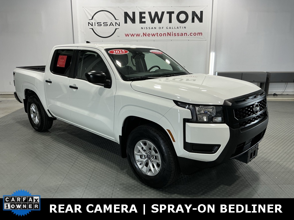 2025 Nissan Frontier S's photo