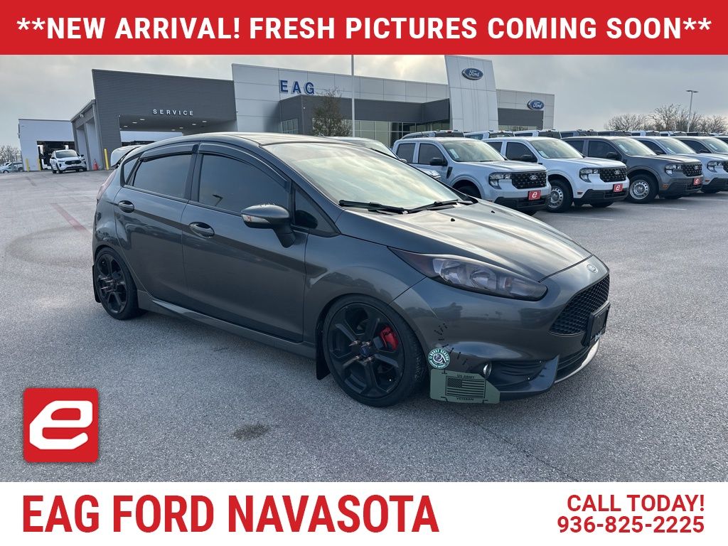 2017 Ford Fiesta ST's photo
