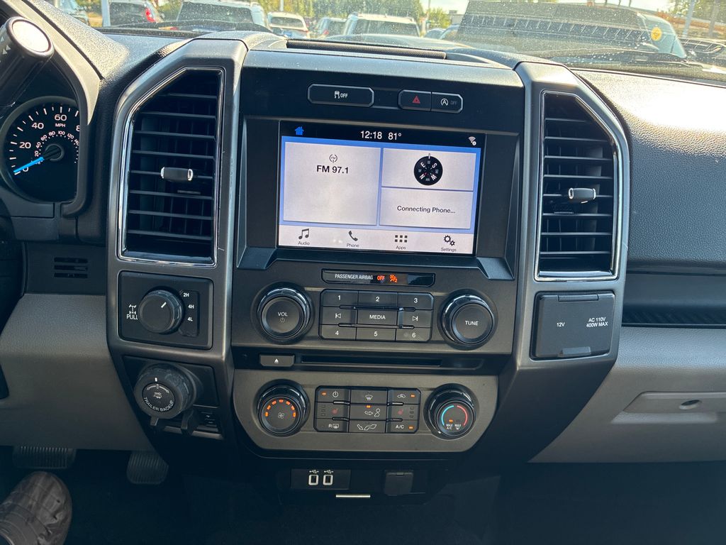 2017 Ford F-150 XLT photo 11