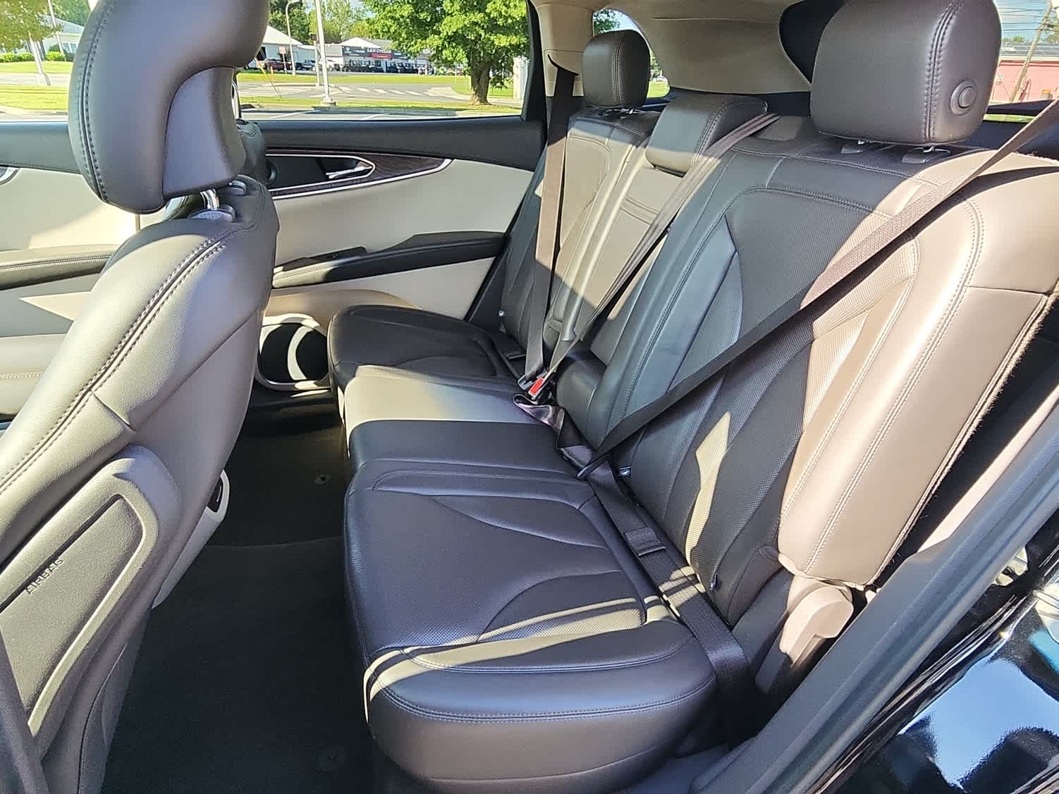 2019 Lincoln Nautilus Reserve photo 6