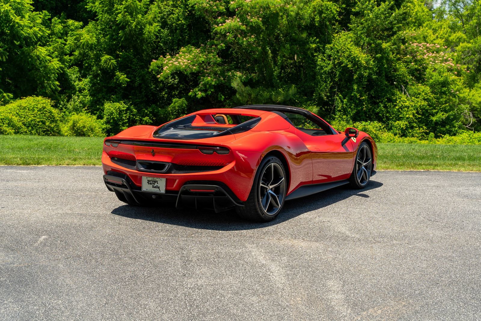 2024 Ferrari 296 GTS Base photo 8