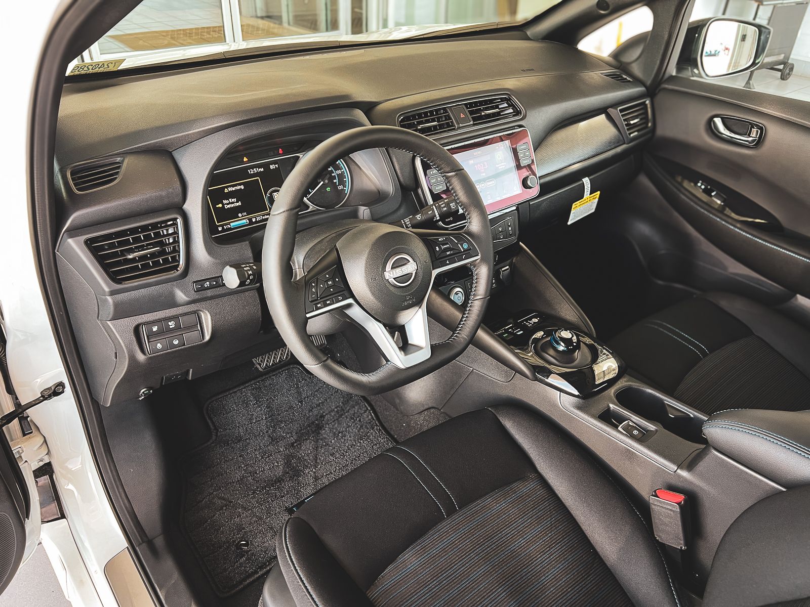 2024 Nissan Leaf SV Plus photo 13