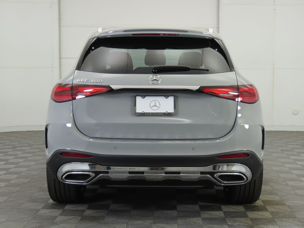 2025 Mercedes Benz GLC 300 photo 6