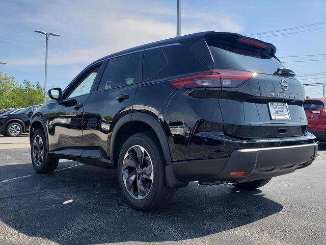 2025 Nissan Rogue SV photo 4