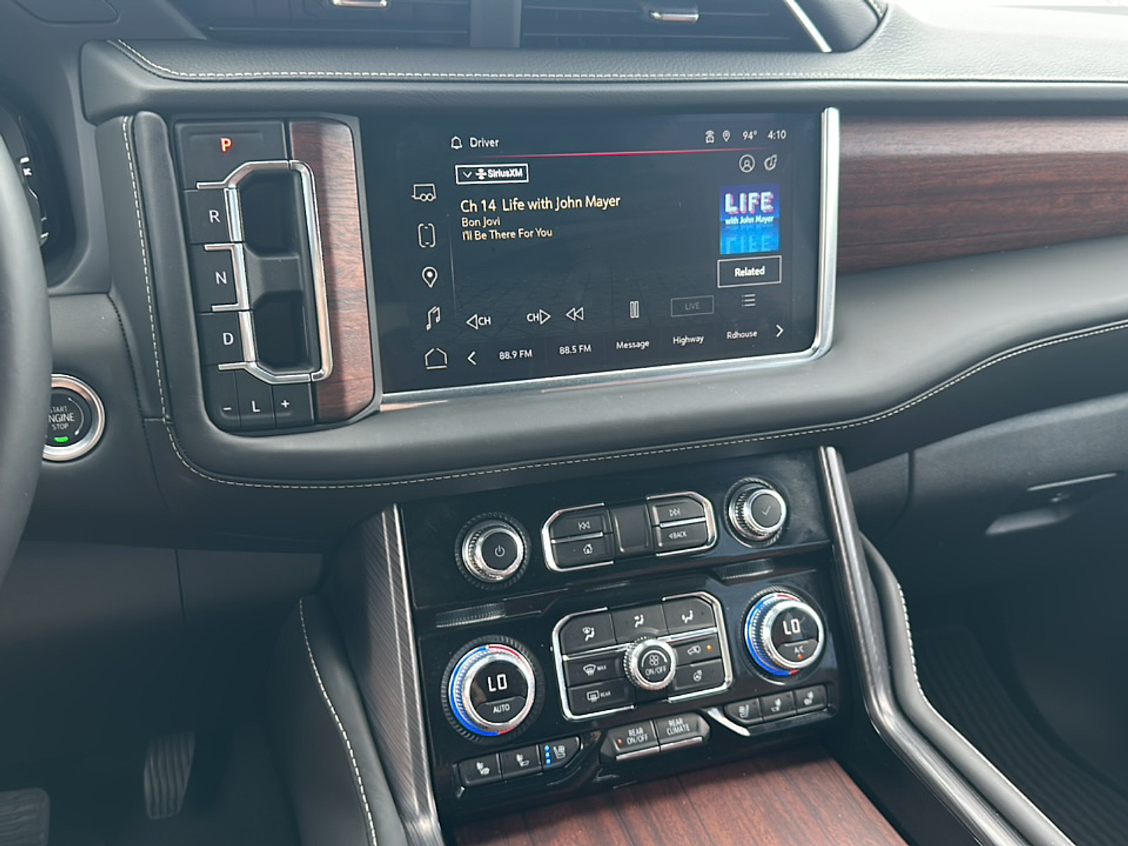 2024 Gmc Yukon Denali Ultimate photo 16