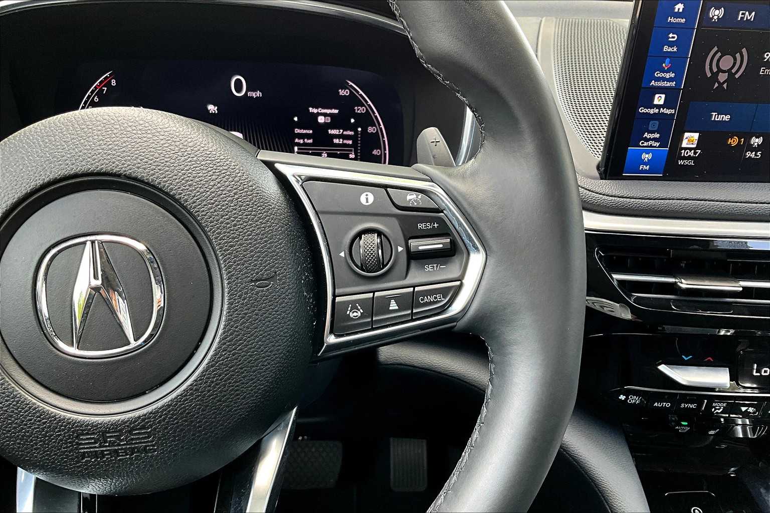 2025 Acura MDX SH-AWD photo 21