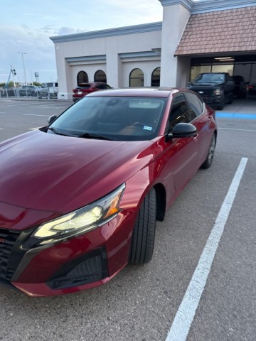 2023 Nissan Altima 2.0 SR