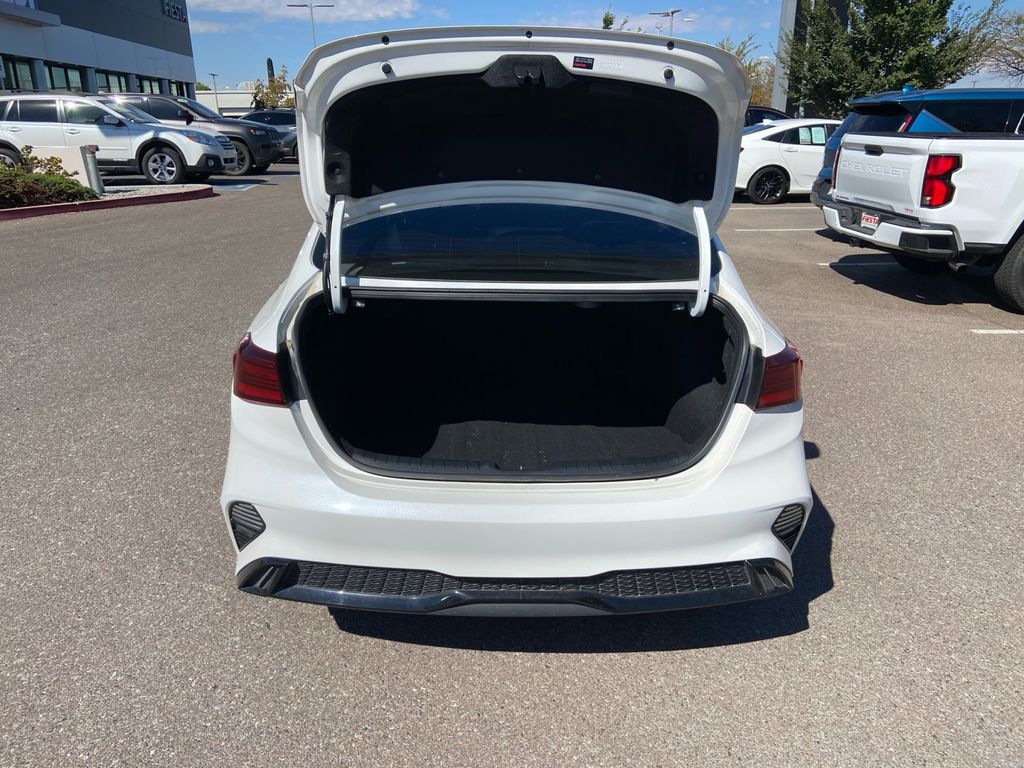 2024 Kia Forte GT-Line photo 20