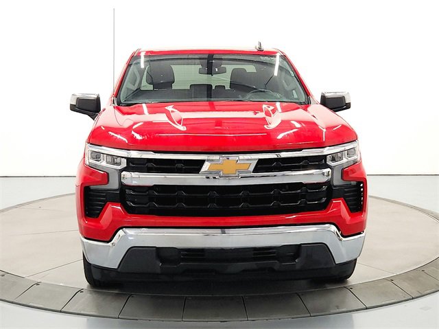 2024 Chevrolet Silverado 1500 LT photo 2