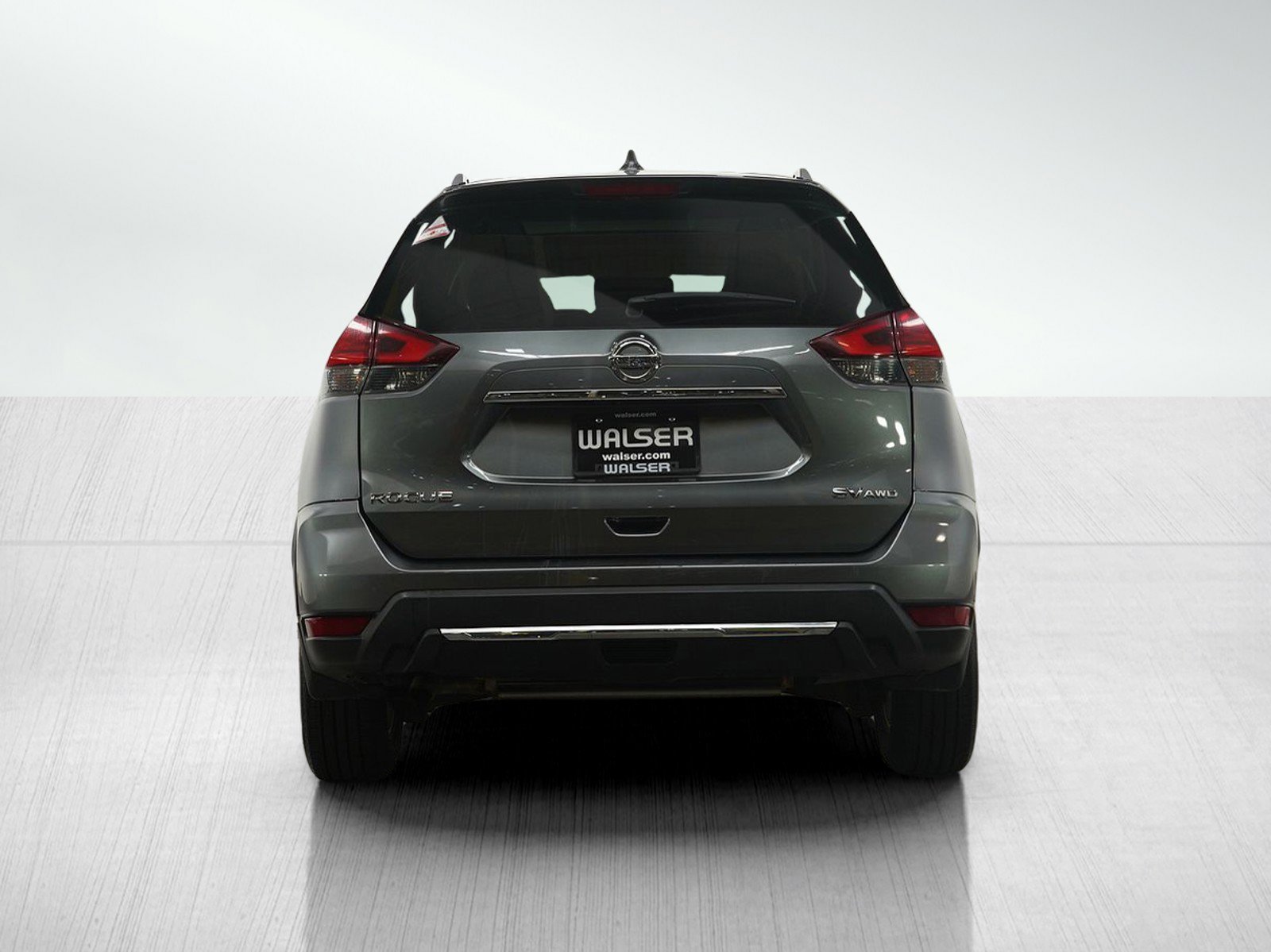 2017 Nissan Rogue SV photo 4